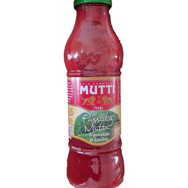 Mutti Passata Di Pomodoro al basilico Tomato with Basil